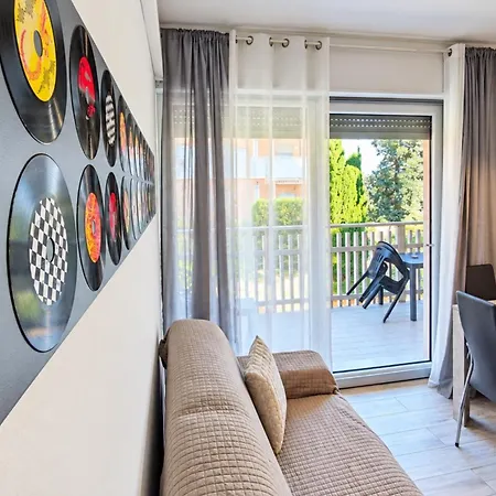 Peschiera Apartament *