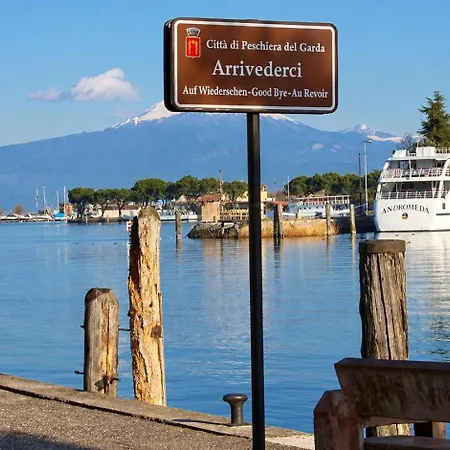 Peschiera Apartament